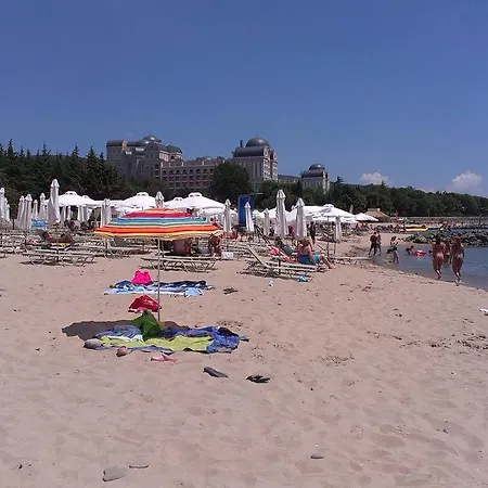 בית הארחה Vila Krista 3*