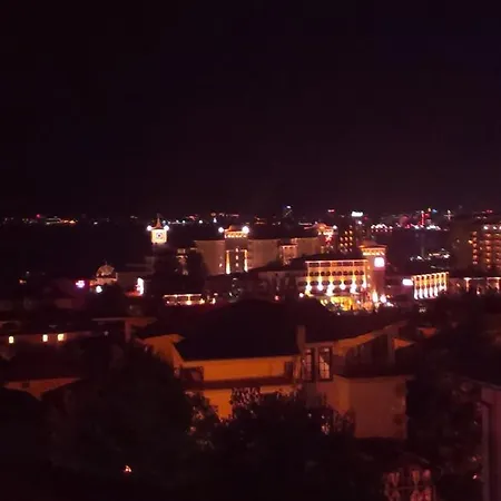 Vila Krista Солнечный берег